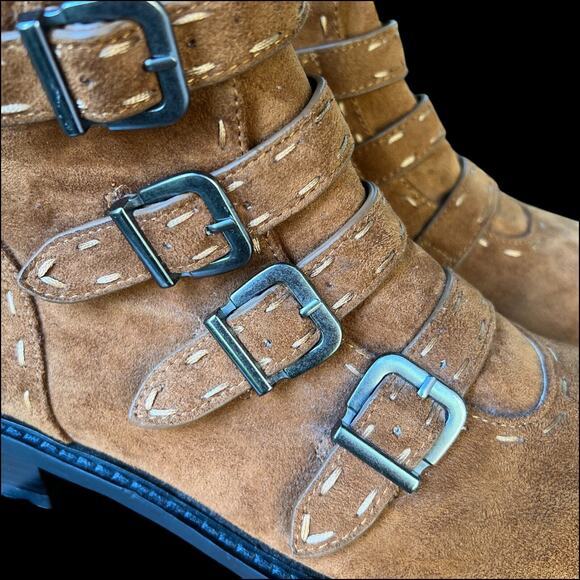 Aerosoles Arezzo Women's Size 10 buckle bootie faux suede brown boot - Picture 14 of 14